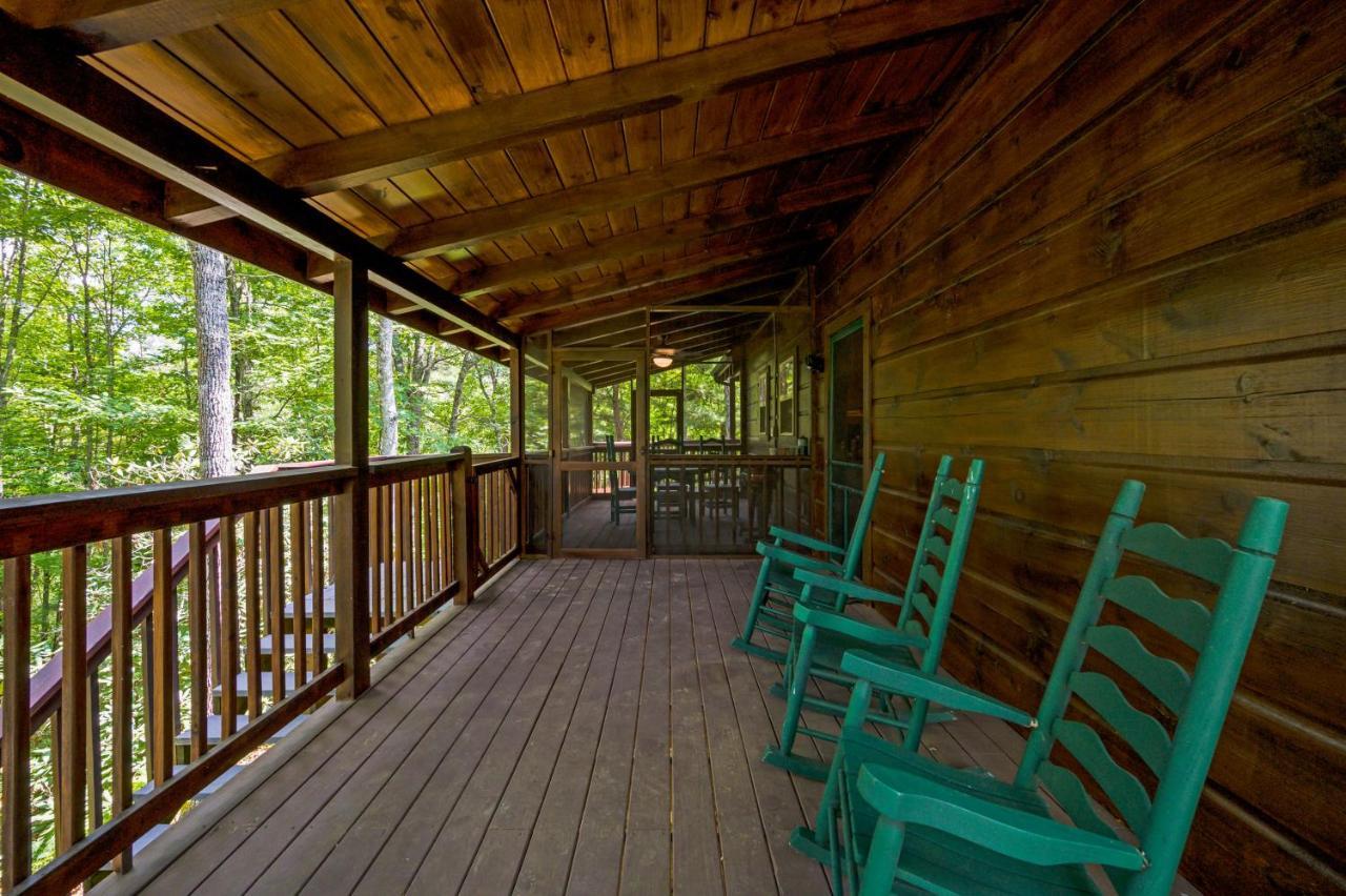 Gypsy Road - Privacy! Log Cabin With Hot Tub, Wifi, Directv And Arcade Sevierville Exterior photo